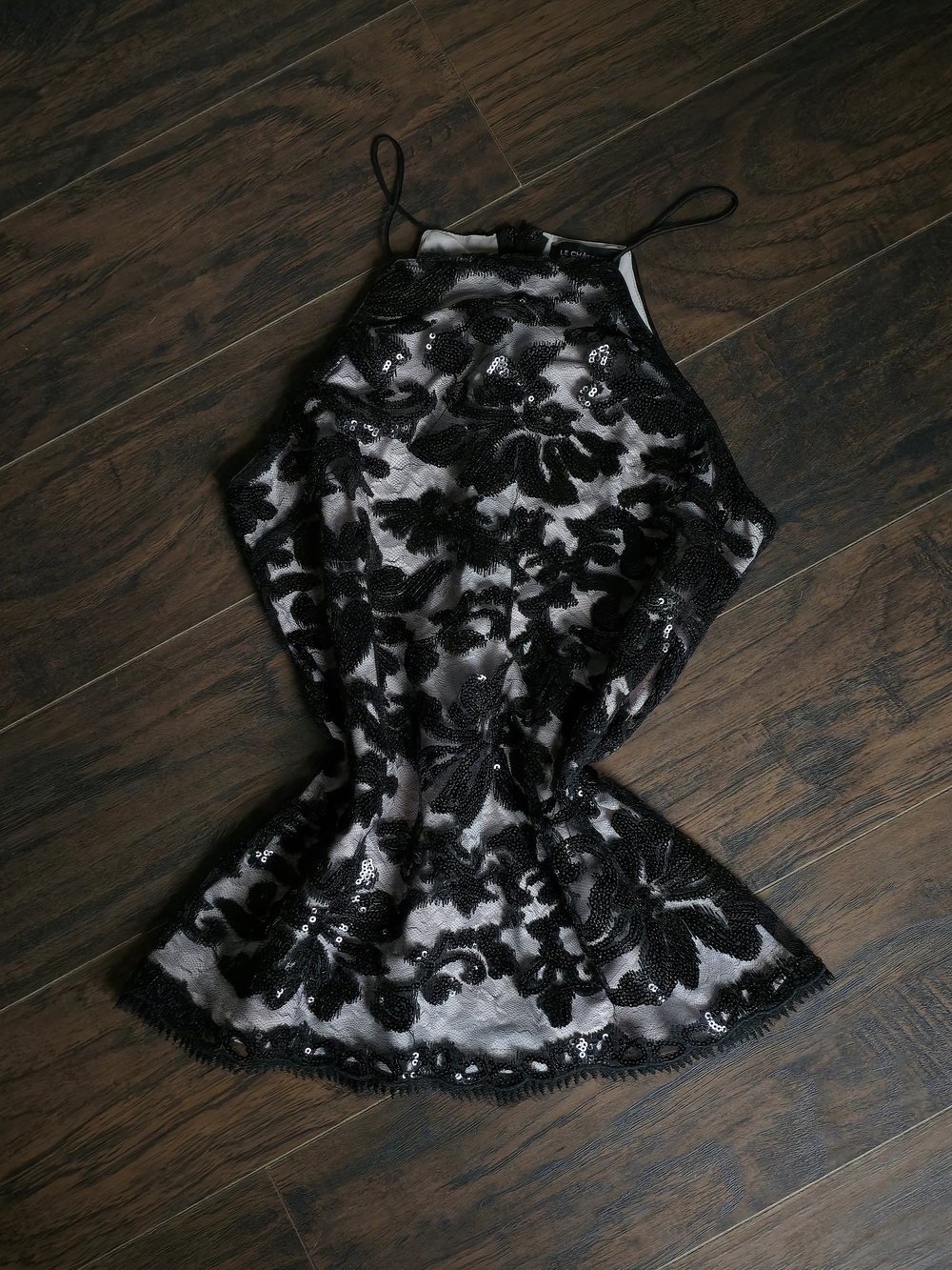 🌹Le Chateau black sequin halter top🌹